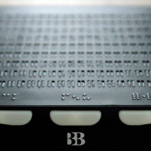 Canute Braille E-Reader - Image 2